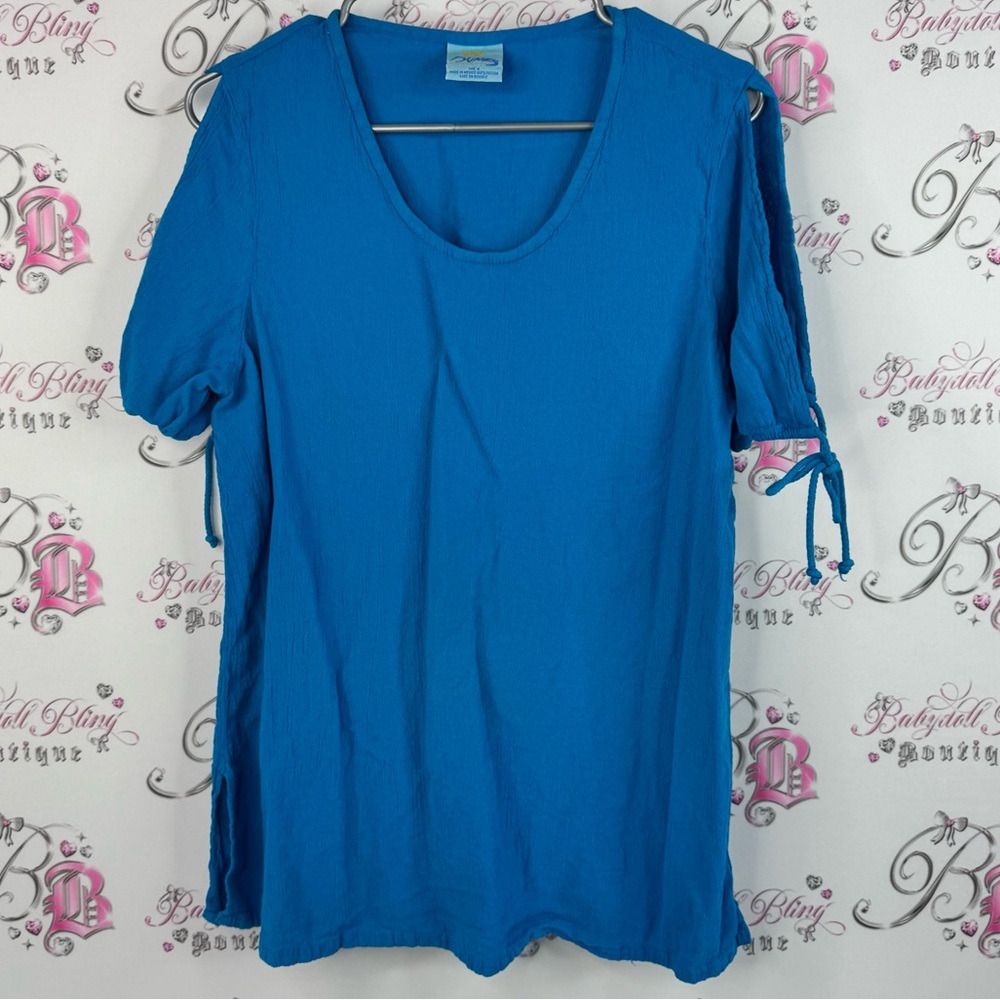 Dunes relaxed fashion cut out sleeves Vibrant Blue Short Sleeve Women's Top